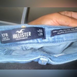 Hollister curvy high rise jeggings. Lightly worn size 17r 33/28